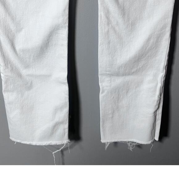 Good American Women’s 4/27 Good Straight White Jeans Raw Hem High Rise Stretch - Picture 8 of 10